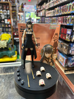 Yor Forger (Bandai SH Figuarts, Spy X Family) **COMPLETE**