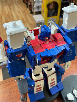 Ultra Magnus THF-04 MP-22 KO With Accessories (Transformers Masterpiece, IDW)THIRD PARTY - Bitz & Buttons