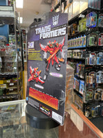 Armada Starscream Deluxe Class (Transformers Generations Thrilling 30, Hasbro) - Bitz & Buttons