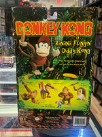 Banana Flingin Diddy Kong (Donkey Kong, Nintendo)