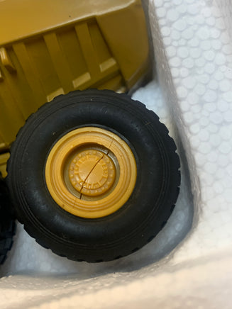 Caterpillar D350D Articulated Dump Truck 1/50 Scale ( Vintage ERTL, CAT) - Bitz & Buttons