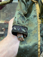 Mandarin With Throne 1/6 Scale (MCU Iron Man 3, Hot Toys) LOOSE - Bitz & Buttons