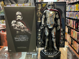 Captain Phasma MMS328 1/6 Scale (Star Wars, Hot Toys) COMPLETE