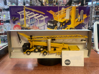 CAT Tractor Truck with Tower Crane 3913 1/55 Scale ( Vintage SIKU CAT) - Bitz & Buttons