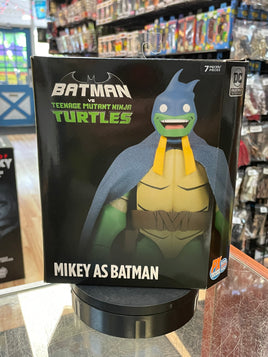 Mikey as Batman (TMNT Ninja Turtles, DC Collectibles) **SEALED**