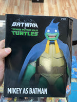 Mikey as Batman (TMNT Ninja Turtles, DC Collectibles) **SEALED**