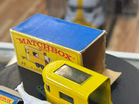 Yellow Pony Trailer with Horses Diecast (Vintage Matchbox, Lesney) - Bitz & Buttons