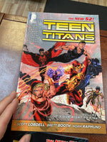 New 52 Teen Titans Vol 1-4 TPB (DC Universe, Comics)