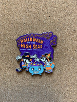 Mickey and Minnie Halloween on the High Seas (Walt Disney World, Pin Traders)y