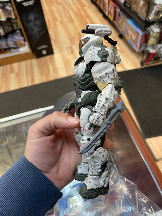 Doom Slayer White Armor (McFarlane Toys, Doom Eternal) COMPLETE - Bitz & Buttons