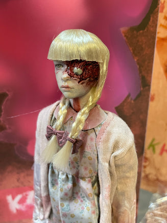 Katty The Twin 1/6 Scale BIT008A (The Bitten, Asmus Toys) - Bitz & Buttons