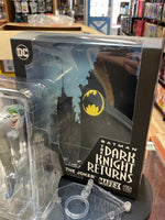 The Joker TDKR (Medicom Toy Mafex, Batman The Dark Knight Returns) COMPLETE