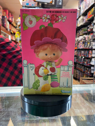 Cherry Cuddler with Gooseberry (Vintage Strawberry Shortcake, Kenner) **SEALED** - Bitz & Buttons