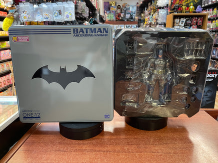 Ascending Knight Batman PX Exclusive (DC Comics, Mezco One:12) **COMPLETE** - Bitz & Buttons