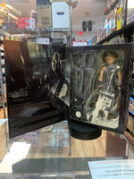 Cloud Strife No.1 (Final Fantasy Remake, PlayArts Kai) NEW - Bitz & Buttons