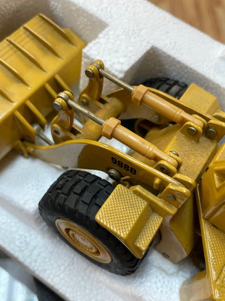 Caterpillar 988B Wheel Loader 1/50 Scale ( Vintage ERTL, CAT) - Bitz & Buttons