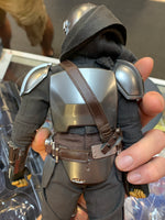 Mandalorian & Grogu TMS015 (Star Wars, Hot Toys) **COMPLETE** - Bitz & Buttons