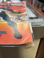 Secret Wars #8 Newsstand -1st Black Symbiote- 0597 (Marvel, Comics)