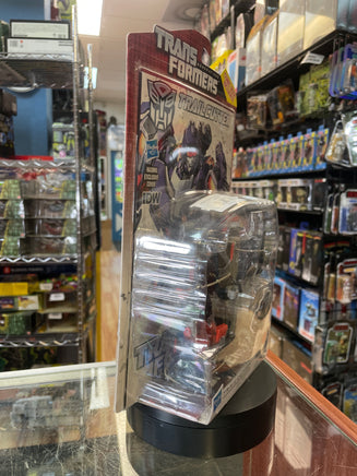 Trailcutter Deluxe Class (Transformers Generations Thrilling 30, Hasbro) - Bitz & Buttons