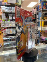 Uncanny Cyclops Retro (Marvel Legends, Hasbro) SEALED