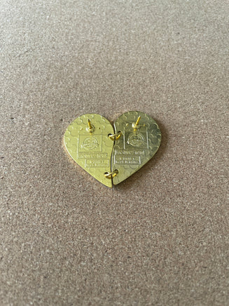 Micky and minnie heart (Walt Disney World, Pin Traders) - Bitz & Buttons
