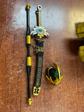 Legacy Thunder Megazord (Mighty Morphin Power Rangers, Bandai) COMPLETE - Bitz & Buttons