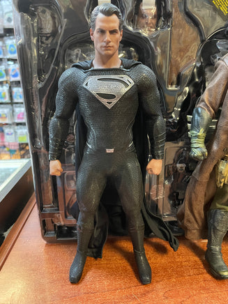 Knightmare Batman & SuperMan #TMS038 (Hot Toys, DC) COMPLETE - Bitz & Buttons