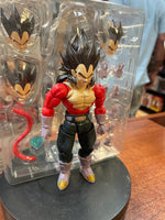 Super Saiyan 4 Vegeta (Dragon Ball, Bandai SH Figuarts) *COMPLETE*