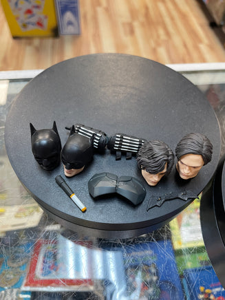 The Batman #188 (DC Comics, Medicom Mafex) OPEN BOX - Bitz & Buttons