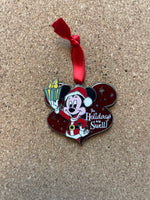 Mickey Mouse the holidays are swell (Walt Disney World, Pin Traders) - Bitz & Buttons
