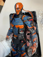 Deathstroke 1/6 Scale VGM030 (DC Batman Arkham Origins, Hot Toys) COMPLETE - Bitz & Buttons