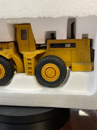Caterpillar 988B Wheel Loader 1/50 Scale ( Vintage ERTL, CAT) - Bitz & Buttons