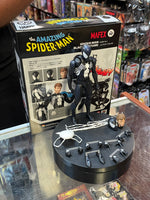 Spider-Man Black Costume Comic Ver. 147 (Medicom Mafex, The Amazing Spider-Man) OPEN\COMPLETE - Bitz & Buttons