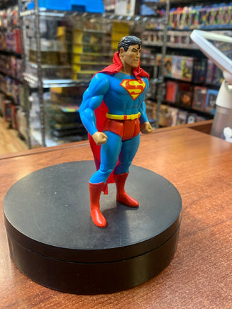 Classic Superman (Super Powers, McFarlane) - Bitz & Buttons