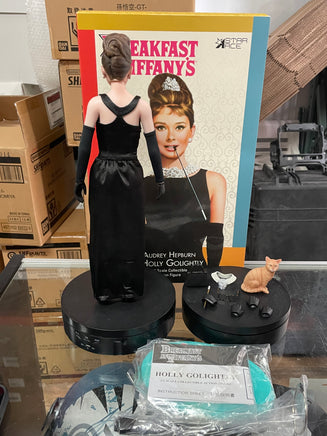 Audrey Hepburn as Holly -1/6 Scale- (Breakfast at Tiffany's, Star Ace) **COMPLETE** - Bitz & Buttons