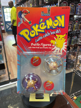 Mankey & Primeape Battle figures (Vintage Pokémon, Hasbro) - Bitz & Buttons