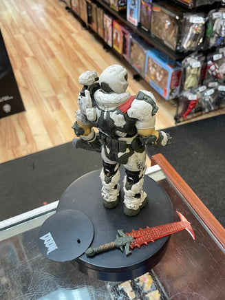 Doom Slayer White Armor (McFarlane Toys, Doom Eternal) COMPLETE - Bitz & Buttons