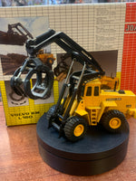 Caterpillar Compact Volvo BM L160 High Lift 1/70 ( Vintage JOAL, CAT) - Bitz & Buttons