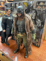 Knightmare Batman & SuperMan #TMS038 (Hot Toys, DC) COMPLETE - Bitz & Buttons
