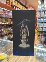 Eddy Barrows Batman 1/10 (Iron Studios, Art Scale) **COMPLETE**