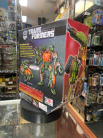 Roadbuster Voyager Class (Transformers Generations Thrilling 30, Hasbro) - Bitz & Buttons