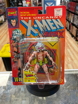 Uncanny Weapon X Wovlerine Red (Vintage Marvel, Toy Biz) SEALED