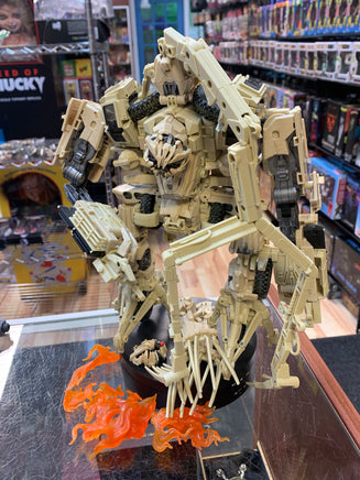 Bonecrusher MPM-14 (Transformers Masterpiece, Takara) - Bitz & Buttons