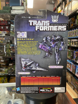 Megatron Deluxe Class (Transformers Generations Thrilling 30, Hasbro) - Bitz & Buttons