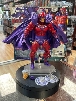 Magneto (Revoltech Amazing Yamaguchi, Marvel X-Men) INCOMPLETE - Bitz & Buttons