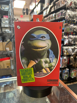 Ultimate Leonardo -35th Anniversary- (Neca, TMNT) **SEALED** - Bitz & Buttons