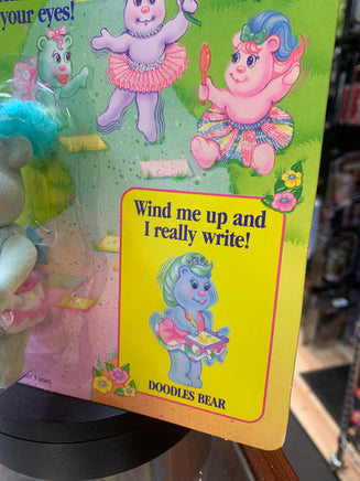 Doodles Bear (Vintage, Tyco Bitsy Bears) **SEALED** - Bitz & Buttons