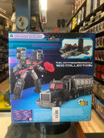 Speedia Universe Scourge -Leader Class- (Transformers Legacy, Hasbro) **SEALED**