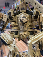 Bonecrusher MPM-14 (Transformers Masterpiece, Takara) - Bitz & Buttons