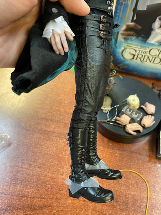 Gellert Grindelwald MMS513 (Fantastic Beasts Crimes Of The Grindelwald, Sideshow Hot Toys) COMPLETE - Bitz & Buttons